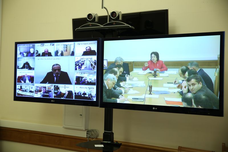 Уммупазиль Омарова: «Разговоров о нехватке или отсутствии школьных учебников больше возникать не может и не должно!»