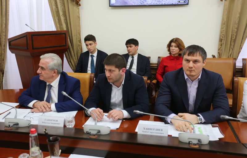 Вопросы функционирования ТОСЭР «Дагестанские огни» обсуждены под руководством Артёма Здунова