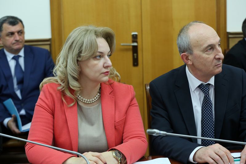 Под руководством Артёма Здунова прошло очередное заседание Правительства РД
