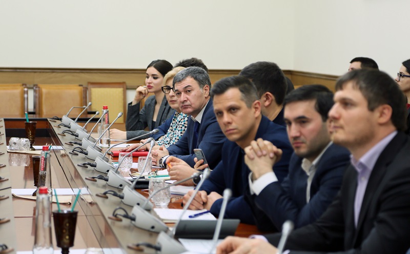 Артём Здунов провел совещание по вопросу привлечения резидентов на ТОСЭР «Каспийск»