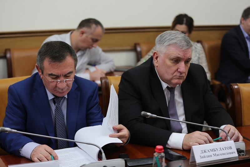 В Правительстве РД обсудили работу территориальных управлений федеральных органов власти, осуществляющих свою деятельность в сфере АПК