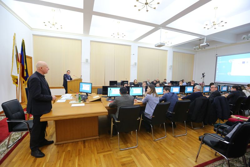 Обучающий семинар о реализации проекта «Бережливое правительство» прошел в Дагестане