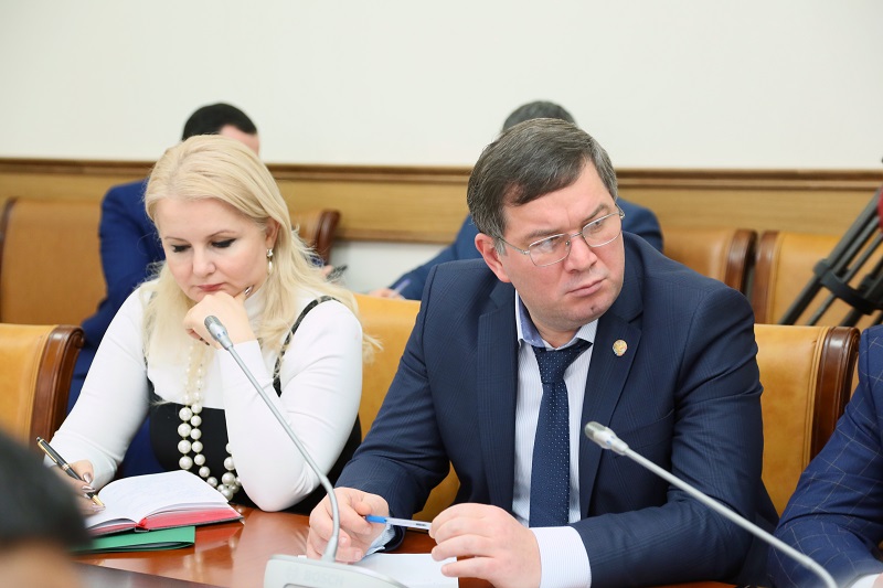 В Правительстве Дагестана обсуждены вопросы развития турмаршрутов в преддверии летнего сезона