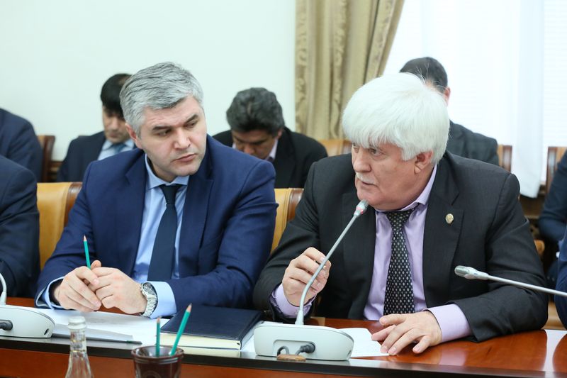В Правительстве Дагестана состоялось совещание по вопросам реализации инвестпроектов на территории региона