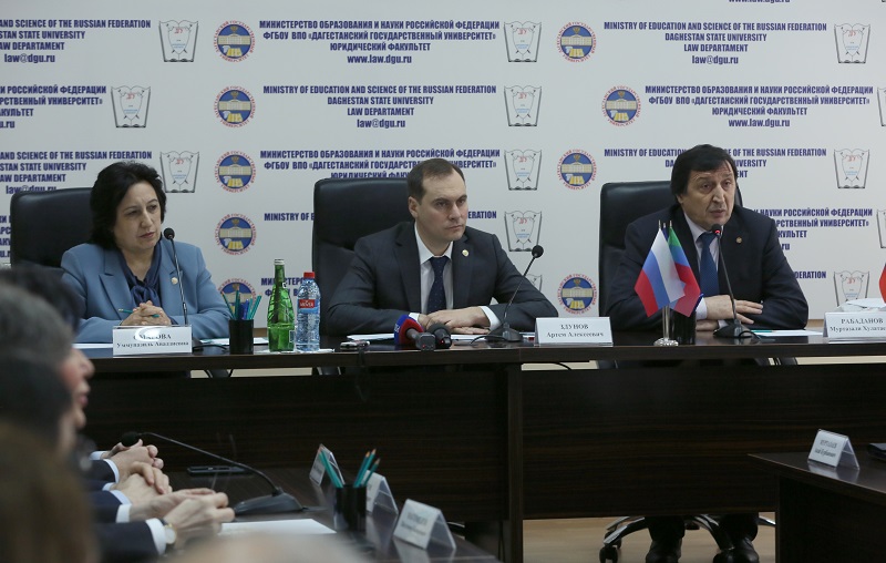 Артём Здунов встретился с научной общественностью республики