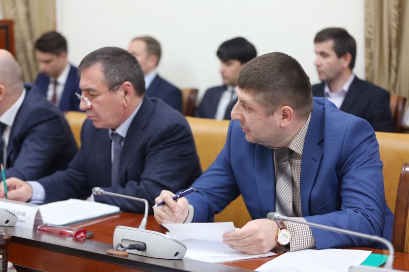 В Правительстве Дагестана обсудили качество продуктов питания, поставляемых для госнужд