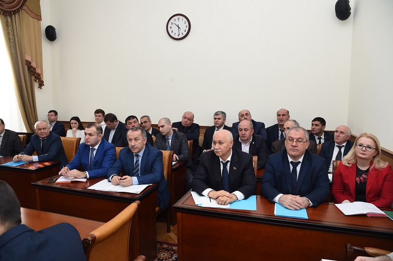 На заседании Правительства Дагестана обсудили вопросы повышения качества управления госимуществом