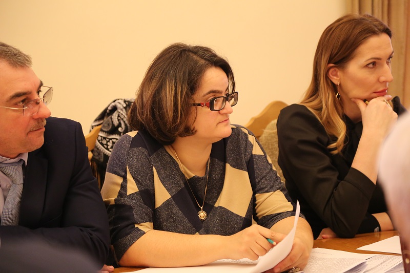 В Правительстве Дагестана обсудили оснащение и лицензирование медкабинетов в образовательных организациях