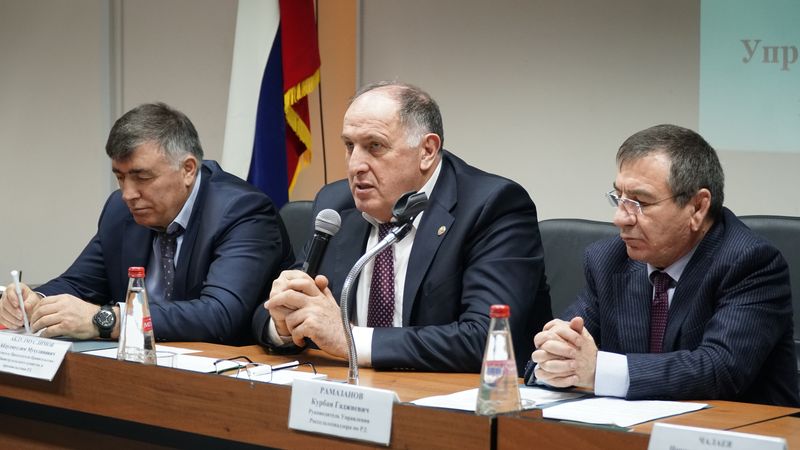Абдулмуслим Абдулмуслимов: «Время работы по «серым» схемам проходит»