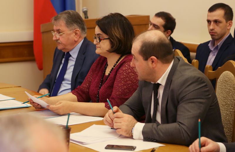 К сентябрю 2019 года во всех дагестанских школах будут функционировать лицензированные медицинские кабинеты