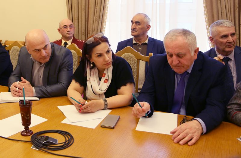 К сентябрю 2019 года во всех дагестанских школах будут функционировать лицензированные медицинские кабинеты