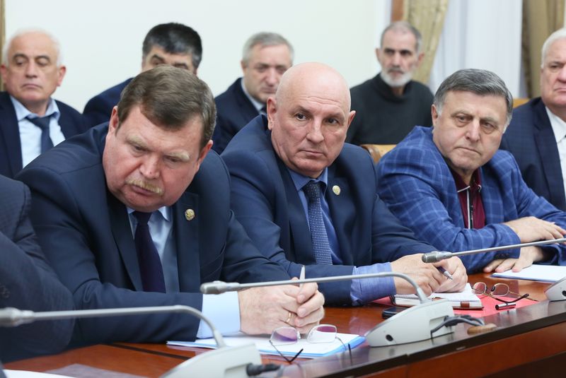 Гаджимагомед Гусейнов провел совещание по вопросу реализации республиканской инвестиционной программы на 2019 год