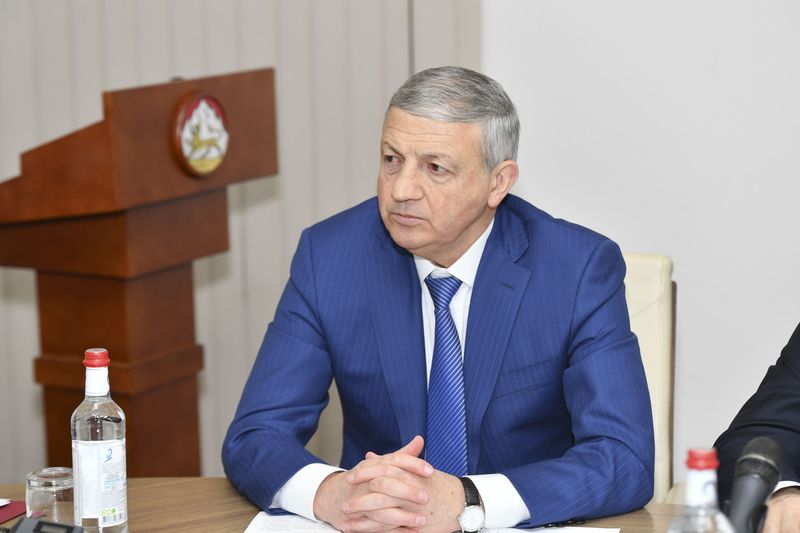 Обновлённую госпрограмму развития СКФО рассмотрели на заседании Совета при полномочном представителе Президента РФ в СКФО
