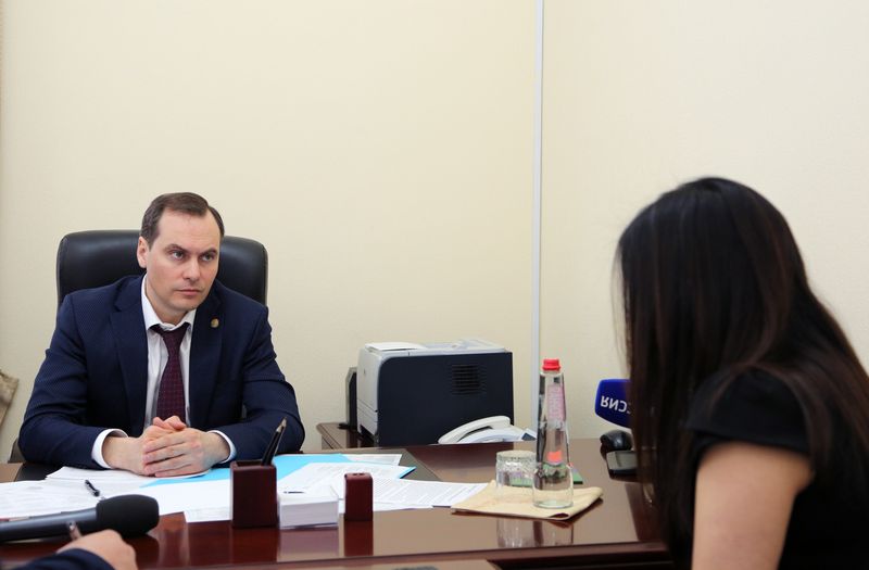 Артём Здунов выслушал проблемы дагестанцев и дал поручения по решению каждой из них