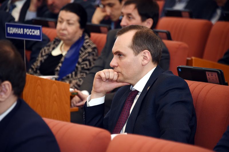 В Махачкале состоялась тридцать четвертая сессия Народного Собрания республики