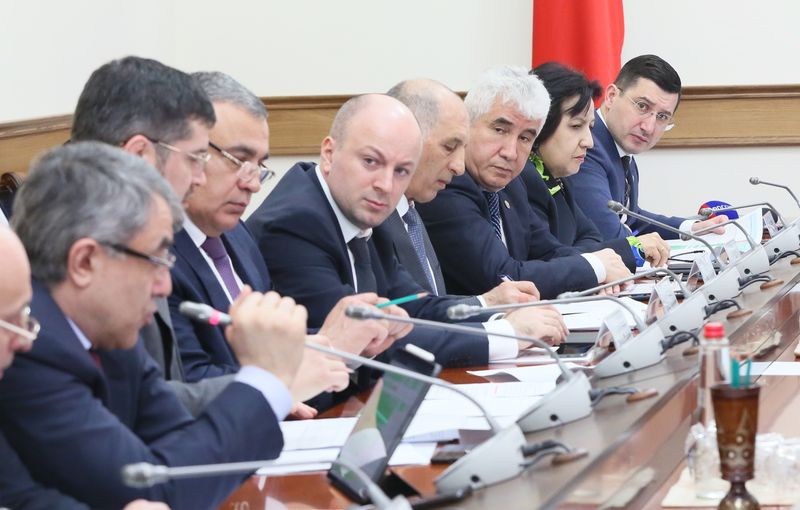 Артём Здунов провел совещание по вопросу  строительства ряда объектов