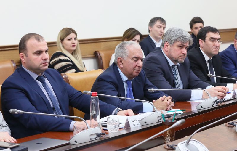 В Правительстве Дагестана обсудили создание портовых особых экономических зон