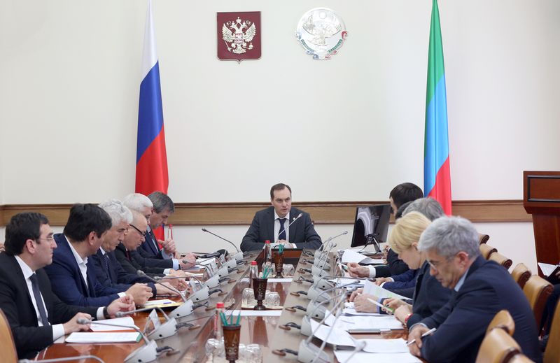 Под руководством Артёма Здунова обсуждена разработка госпрограммы по развитию Дербента