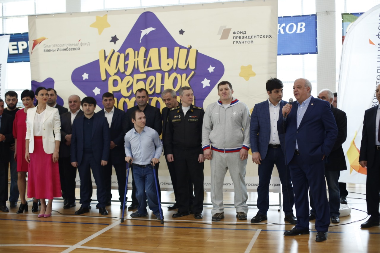 В Дагестанском центре волейбола состоялось открытие спортивно-культурного мероприятия «Каждый ребенок достоин пьедестала»