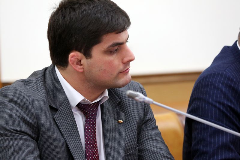Артём Здунов: «Ледовая арена может стать не только объектом спорта, но и хорошим объектом туристической привлекательности Дагестана»