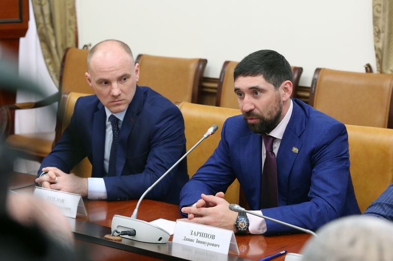 Артём Здунов: «Ледовая арена может стать не только объектом спорта, но и хорошим объектом туристической привлекательности Дагестана»
