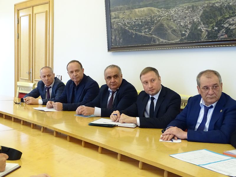 Рабочая группа аппарата Роспотребнадзора России обследует водоисточники Республики Дагестан