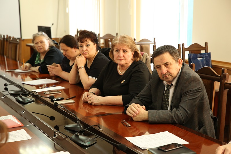 Уммупазиль Омарова: «Аттестация педработников должна проходить прозрачно и объективно!»