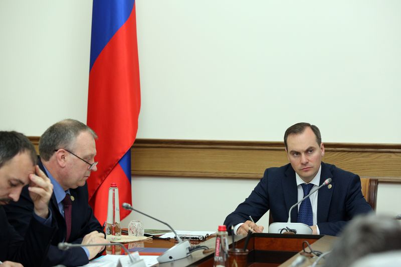 В Правительстве Дагестана обсудили строительство автомобильных газонаполнительных компрессорных станций