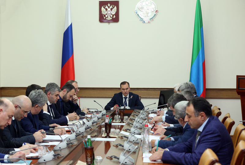 В Правительстве Дагестана обсудили строительство автомобильных газонаполнительных компрессорных станций