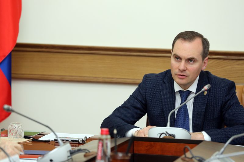 В Правительстве Дагестана обсудили строительство автомобильных газонаполнительных компрессорных станций
