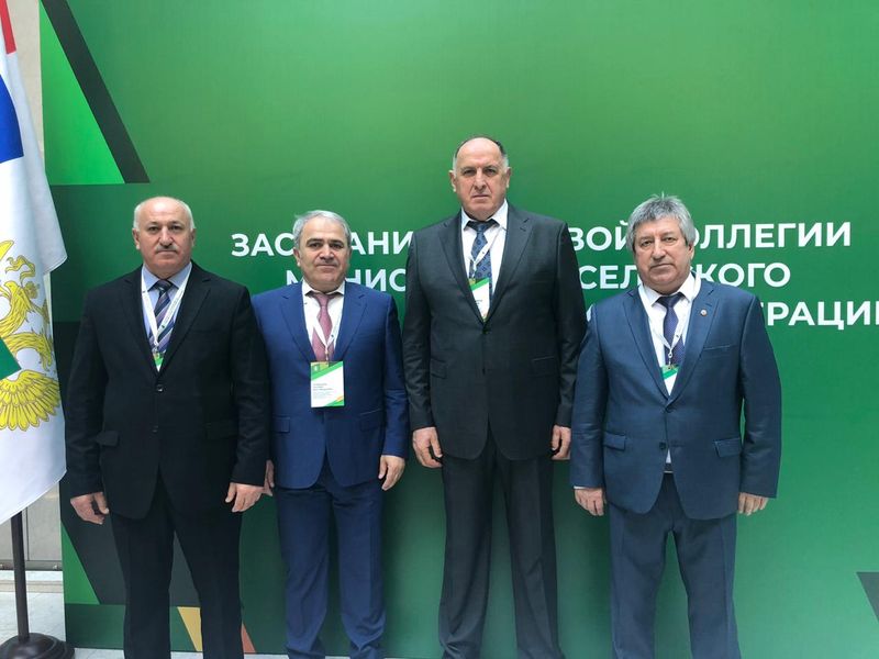 Абдулмуслим Абдулмуслимов провел ряд встреч с руководством Минсельхоза России