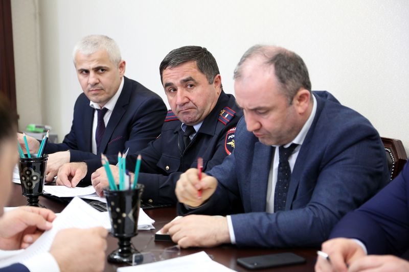 Ход реализации национального проекта «Безопасные и качественные автомобильные дороги» в Дагестане обсудили в Правительстве РД
