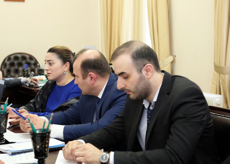 Ход реализации национального проекта «Безопасные и качественные автомобильные дороги» в Дагестане обсудили в Правительстве РД