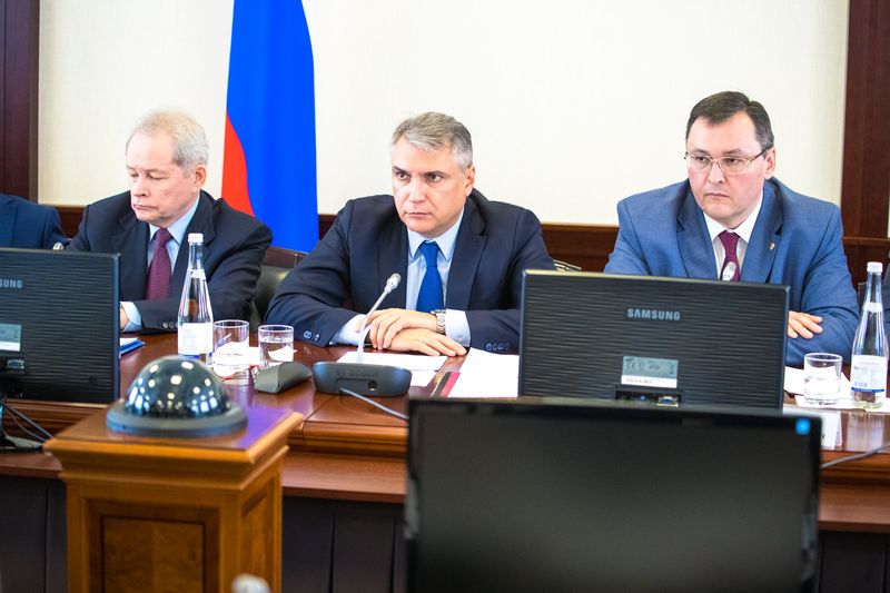 Артём Здунов принял участие в совещании по реализации в СКФО нацпроекта «Безопасные и качественные автомобильные дороги»