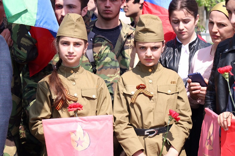 В Махачкале прошла патриотическая акция «Вахта Памяти»