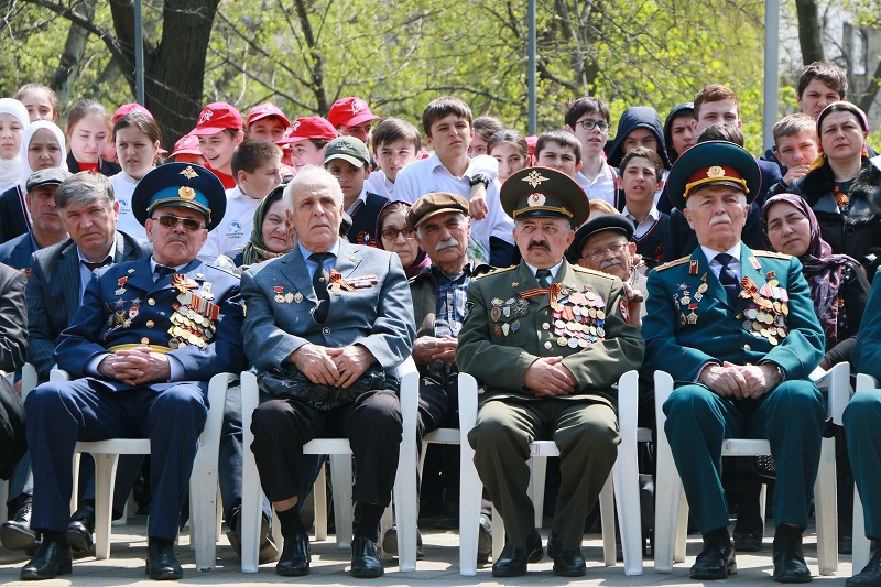 В Махачкале прошла патриотическая акция «Вахта Памяти»