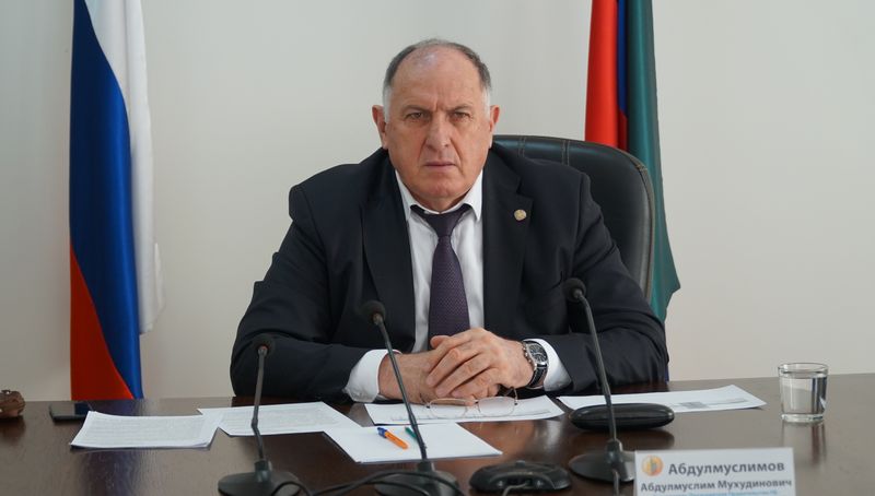 Абдулмуслим Абдулмуслимов принял участие в обсуждении нацпроекта по поддержке малого и среднего предпринимательства