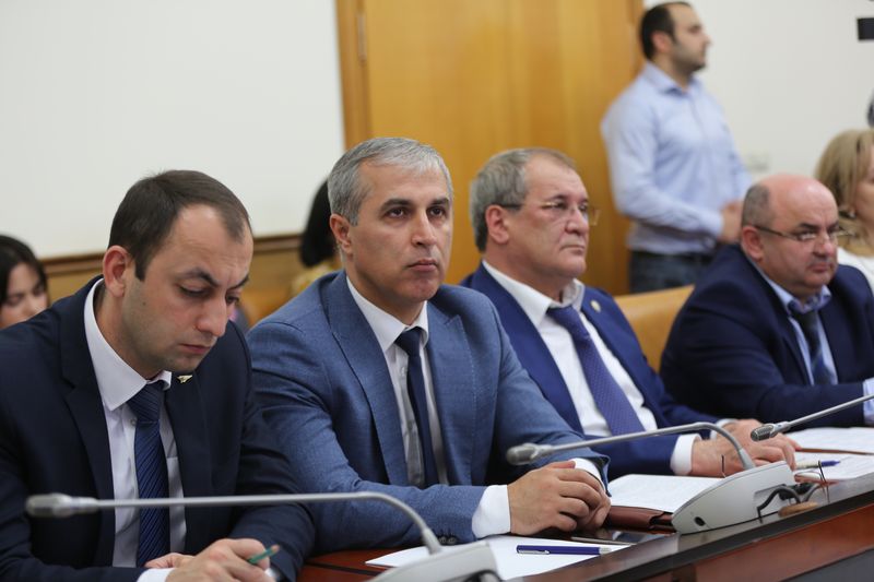 Итоги исполнения республиканского бюджета за 2018 год подвели на заседании Правительства Дагестана