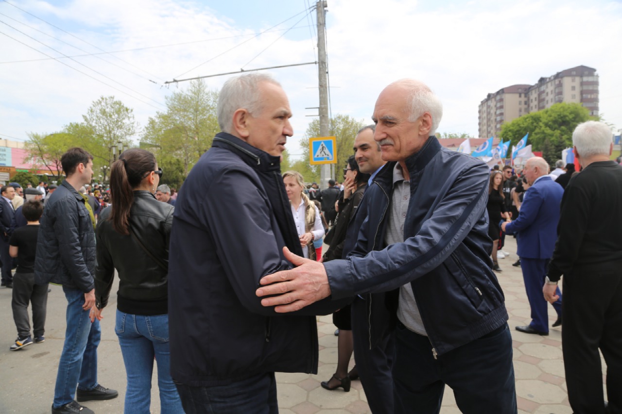 В Махачкале состоялся митинг-концерт, посвященный Празднику весны и труда