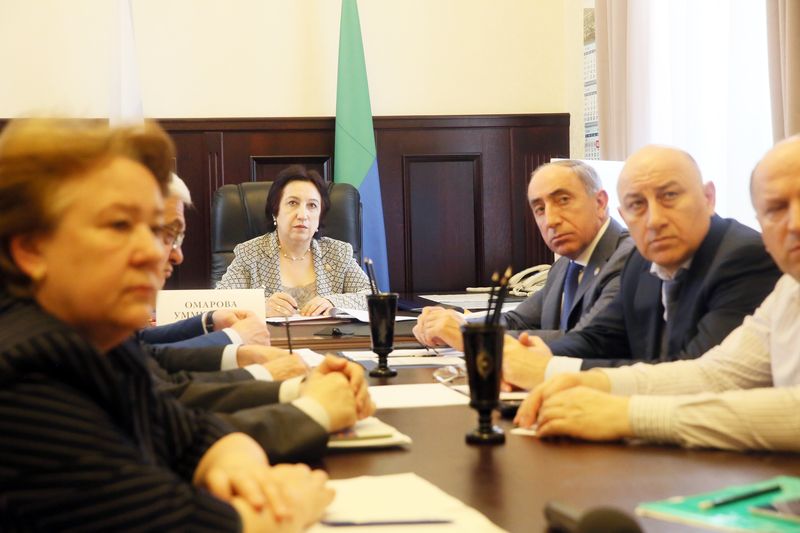 Уммупазиль Омарова приняла участие в селекторном совещании под руководством вице-премьера РФ Татьяны Голиковой