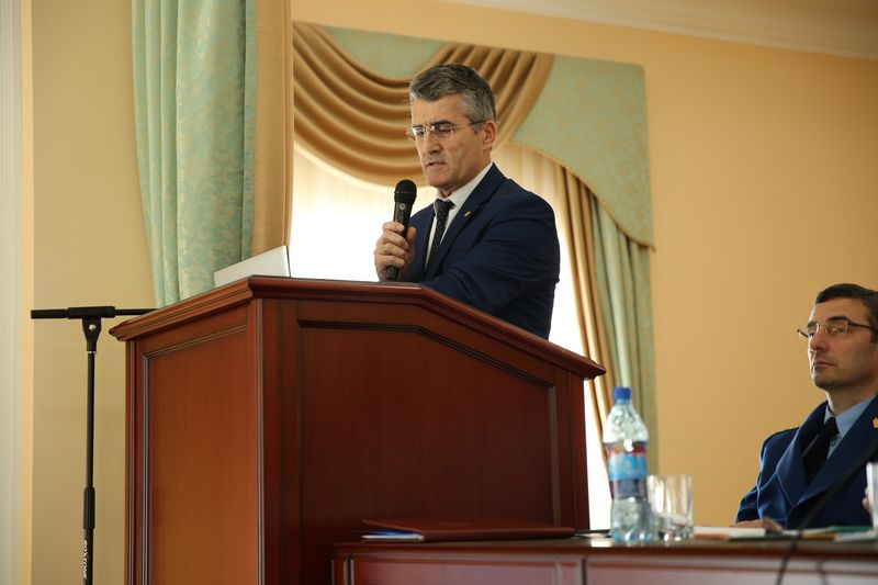 Уммупазиль Омарова провела семинар-совещание по вопросам противодействия идеологии терроризма и экстремизма в образовательной сфере и молодёжной среде