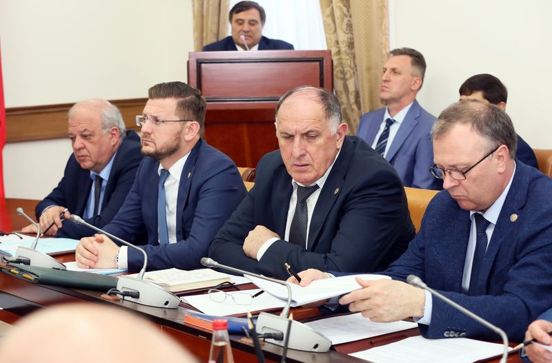Артёму Здунову представили Концепцию научно-технологического развития Республики Дагестан
