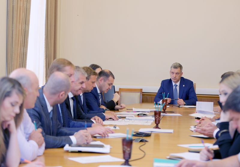 Владимир Иванов провел совещание в режиме ВКС с главами МО по вопросу проведения государственной кадастровой оценки