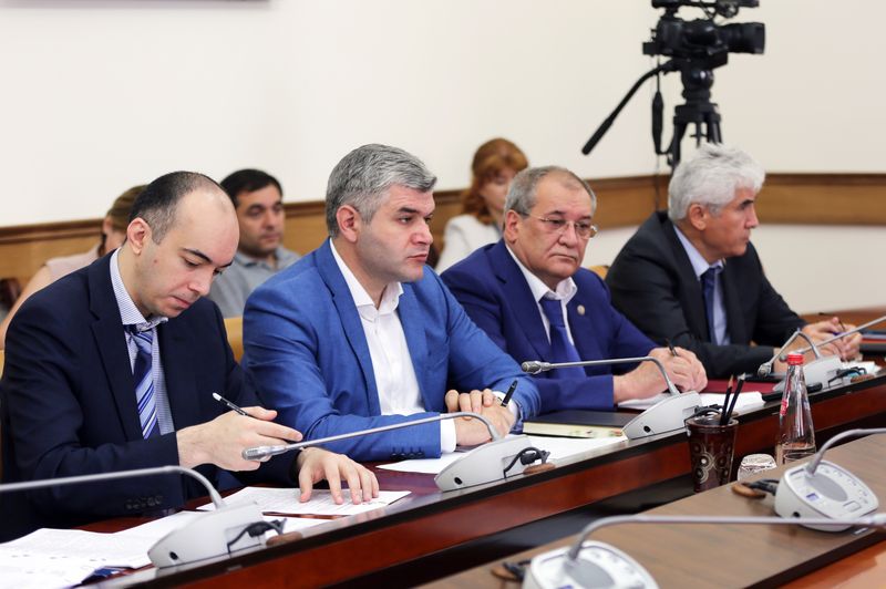 В Правительстве Дагестана рассмотрели меры по увеличению доступности дошкольного образования в регионе