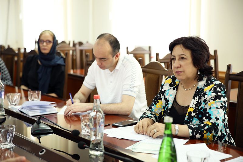 Уммупазиль Омарова провела приём граждан