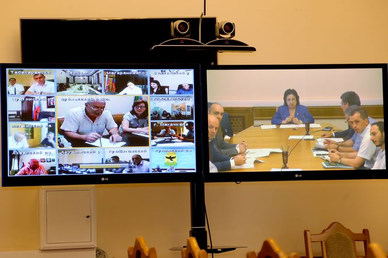 Уммупазиль Омарова призвала муниципалитеты Дагестана активизировать работу по реализации проекта «150 школ»