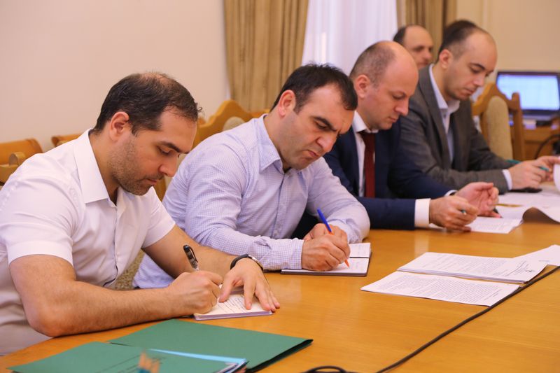 Уммупазиль Омарова призвала муниципалитеты Дагестана активизировать работу по реализации проекта «150 школ»