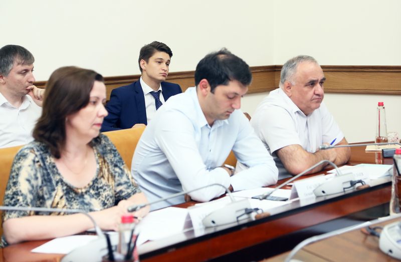 Вопросы утилизации медицинских отходов обсудили в Правительстве Дагестана