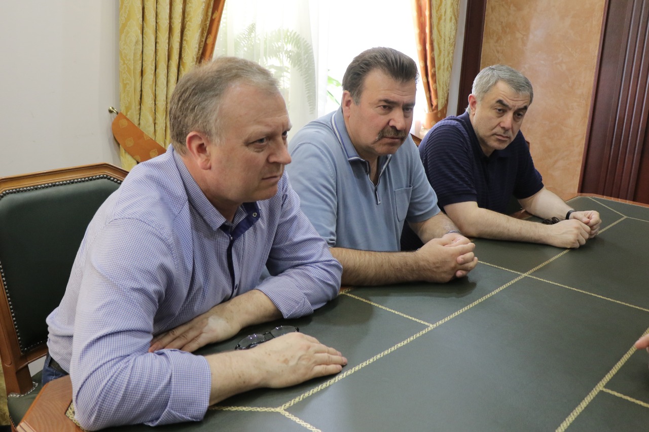 Владимир Лемешко посетил с рабочим визитом Магарамкентский район
