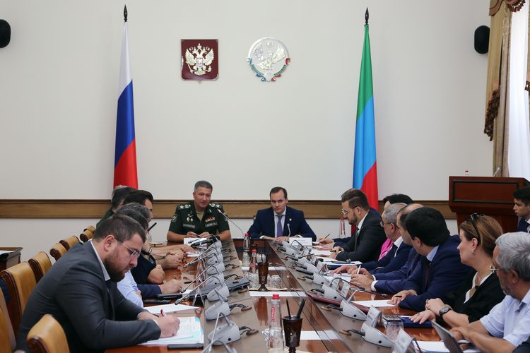 Состоялась рабочая встреча Артёма Здунова с заместителем Министра обороны РФ
